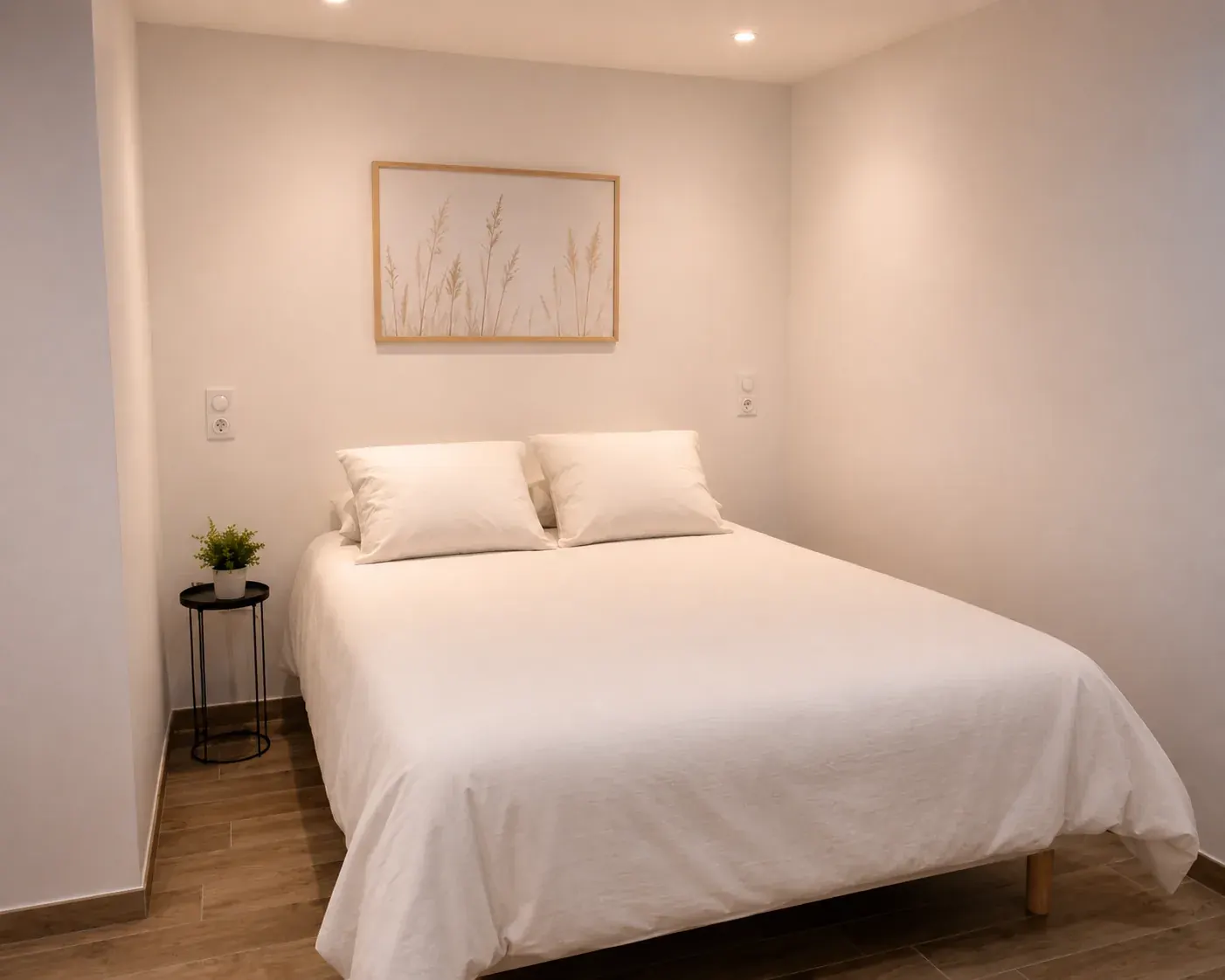 Studios Tout Équipés à Rouen — coin nuit confortable